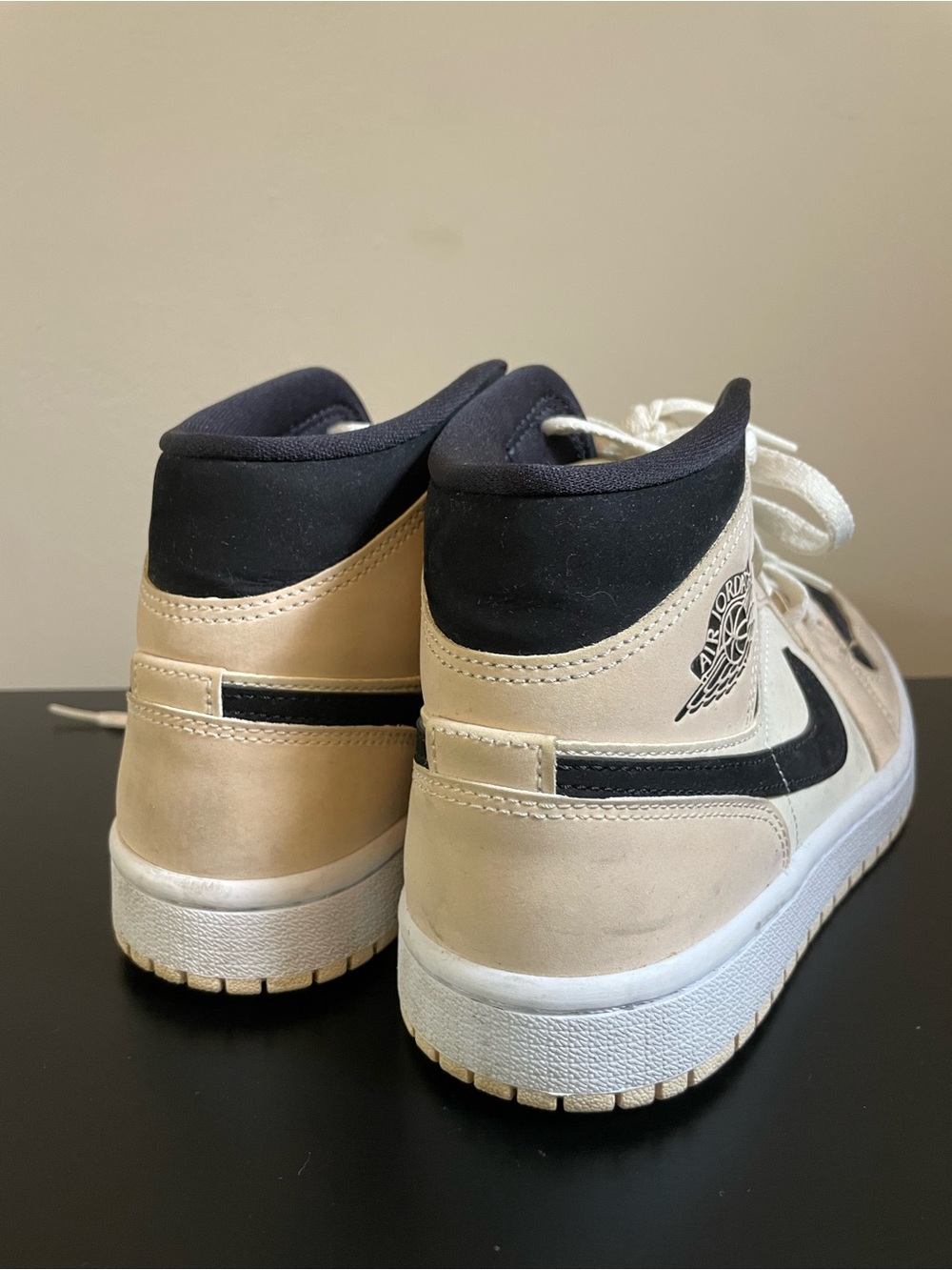 Nike Jordan Cream High-Top Sneakers Women's Size 7 - Picture 4 of 11